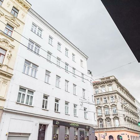 Tiny Hideaway Apartment Vienna Exterior photo